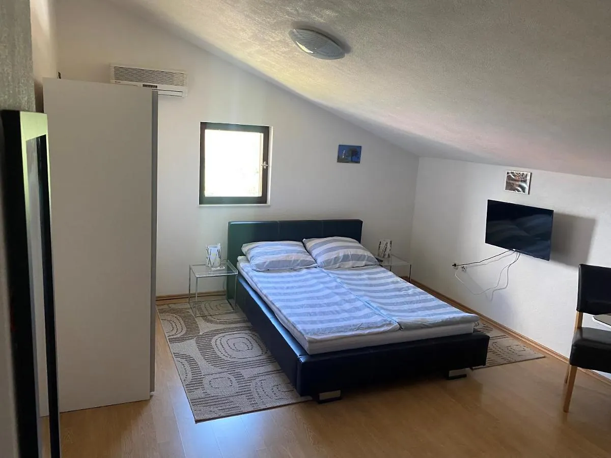 Villa Una Apartments Labin   Labin (Istria)