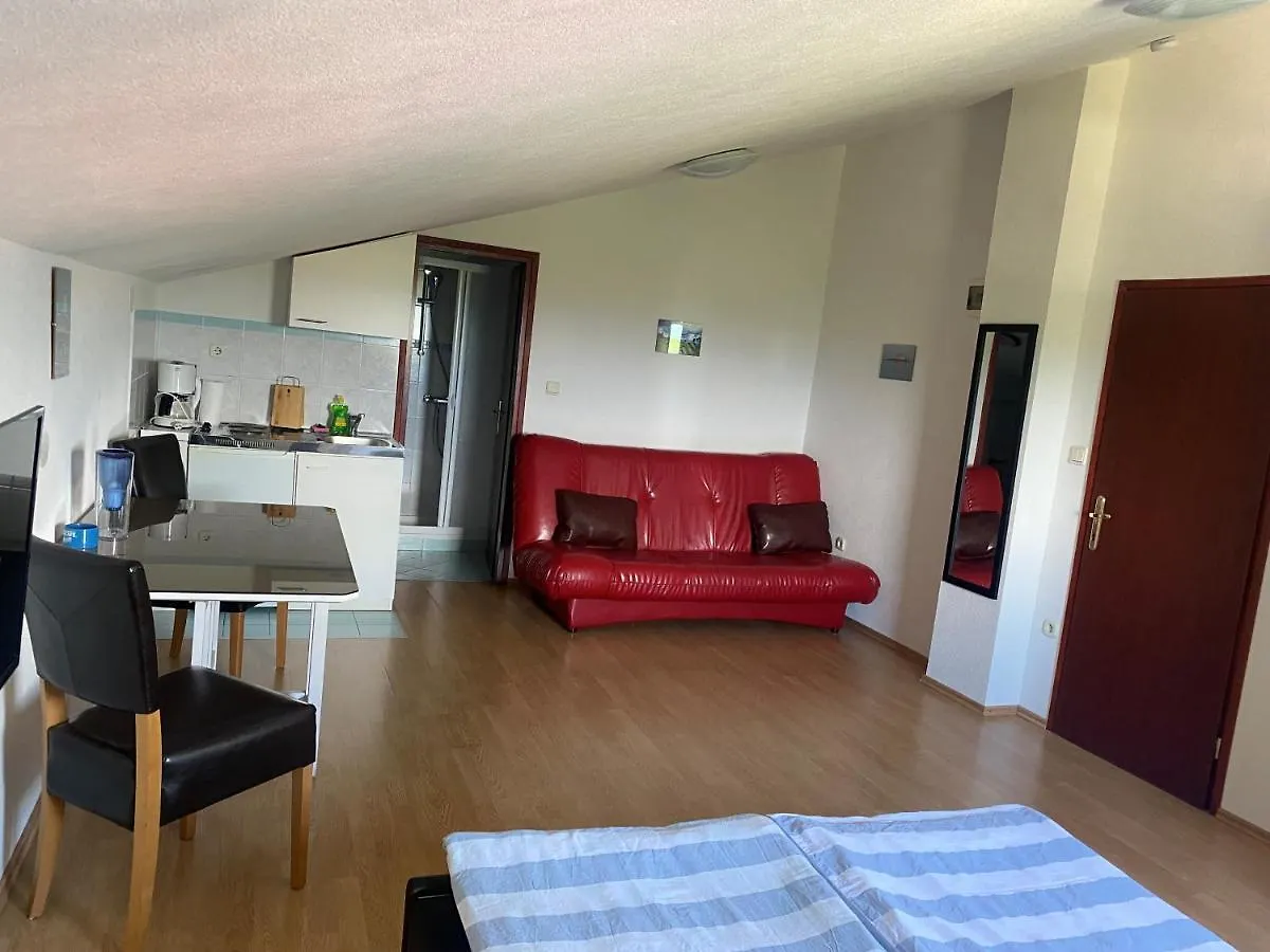 Villa Una Apartments Labin  Croacia